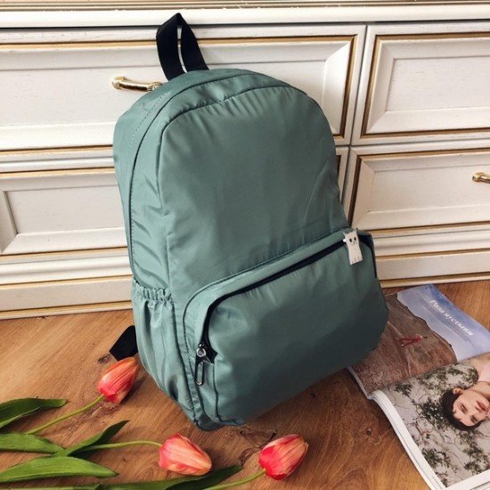 Детский рюкзак одноцветный с одним карманом на молнии. Вышивка или Сублимационная печать по вашему эскизу.